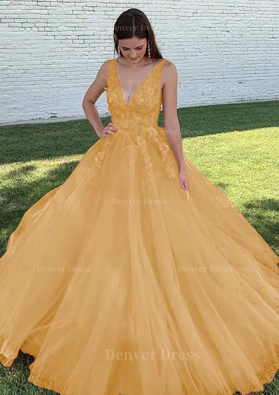 Ball Gown V Neck Court Train Lace Tulle Prom Dress With Appliqued Beading