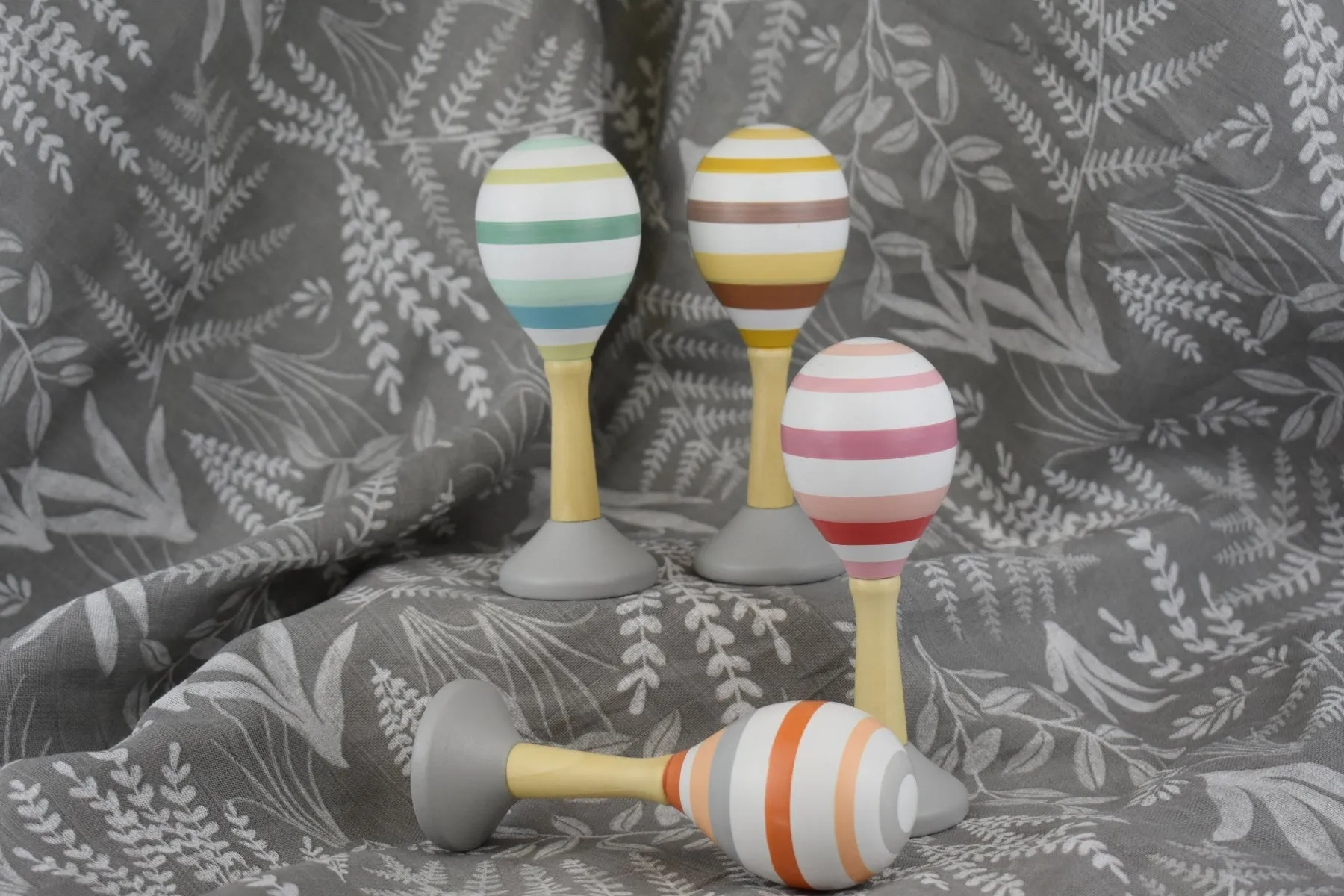 Calm & Breezy Toys - Wooden Maraca - Assorted Colours