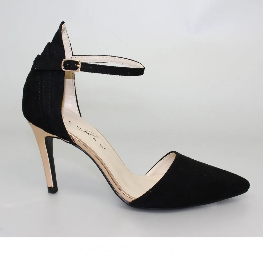 Lunar Isla Ankle Strap Court