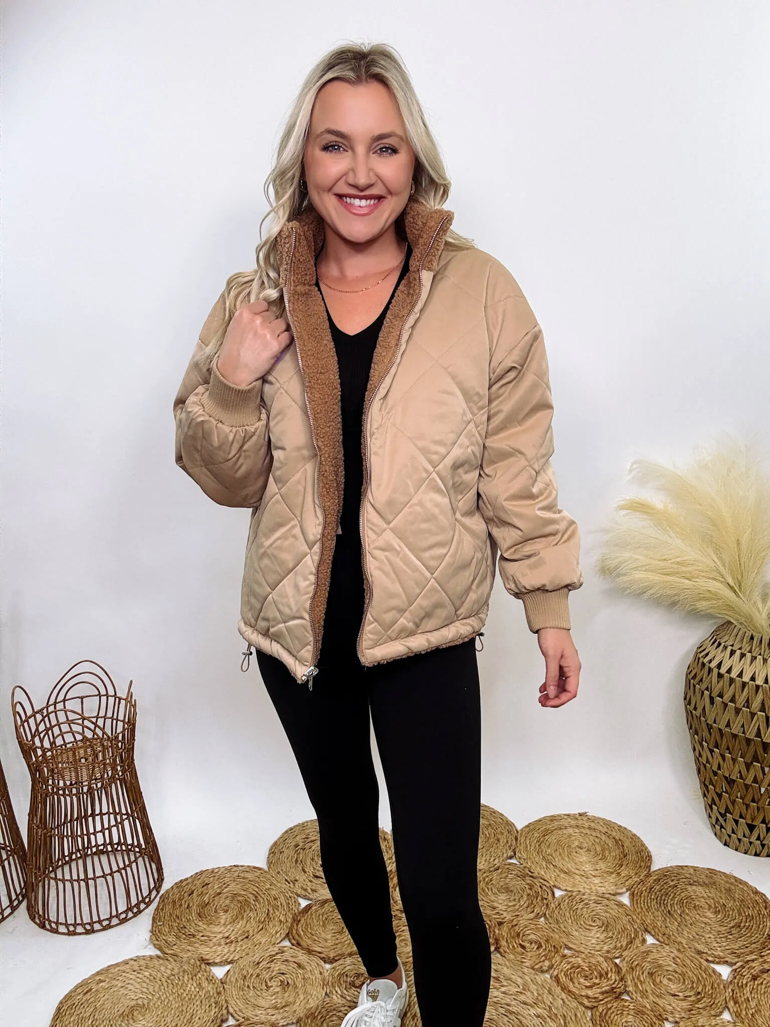 Reversible Sherpa Quilted Puffer Jacket in Taupe Camel