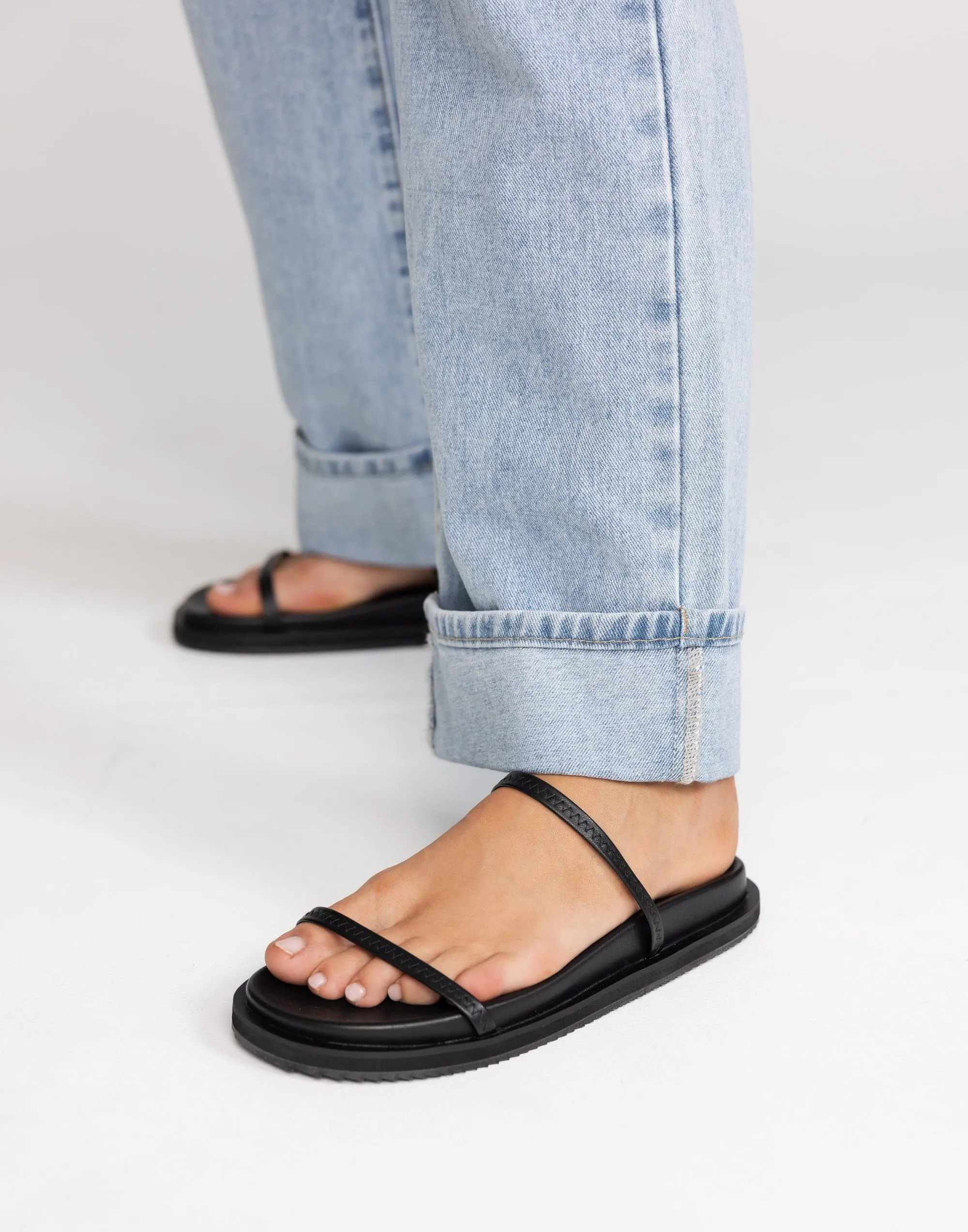 Takumi Sandals (Black) - By Billini