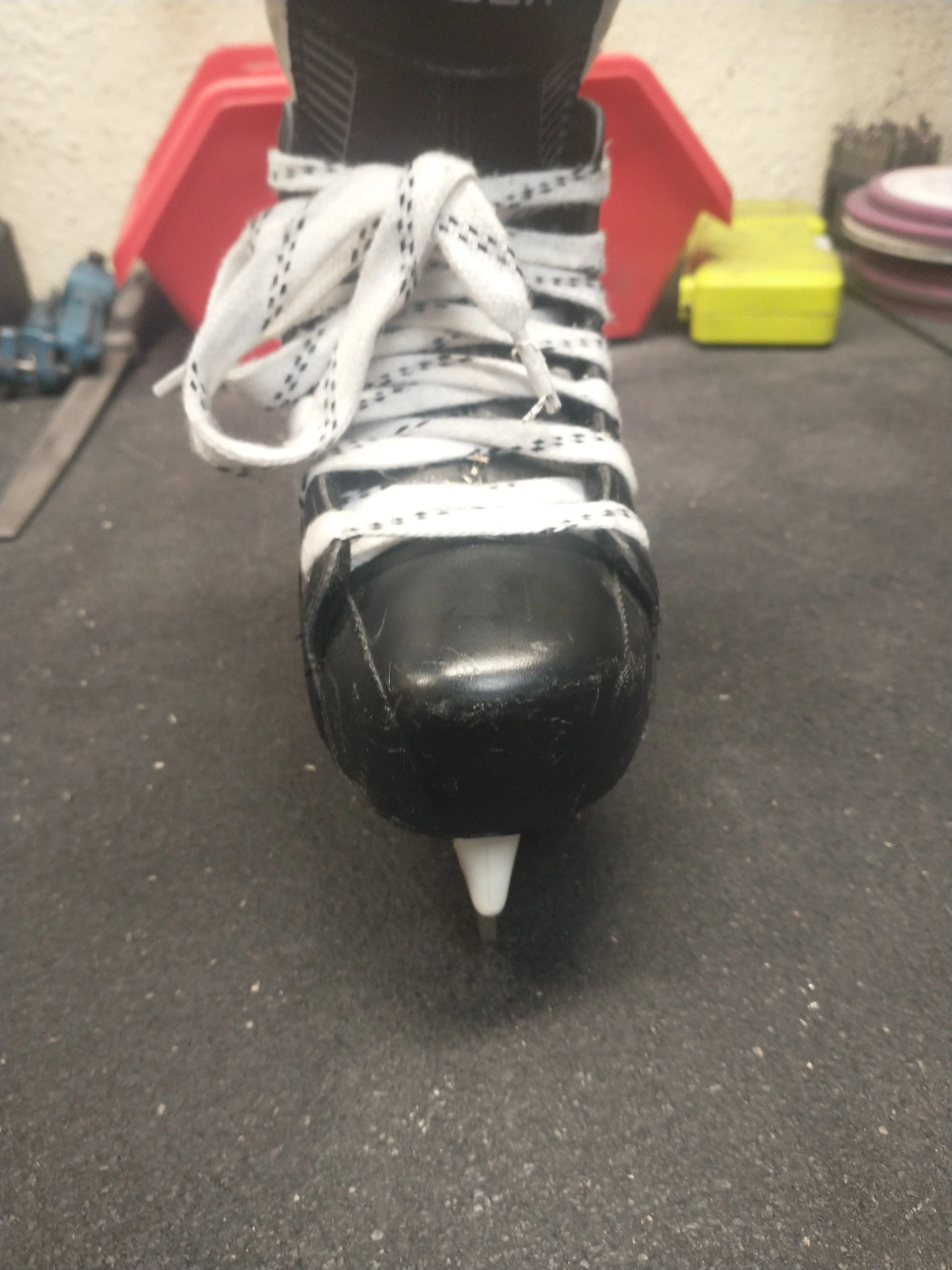 Used Bauer Supreme Hockey Skates Youth 11