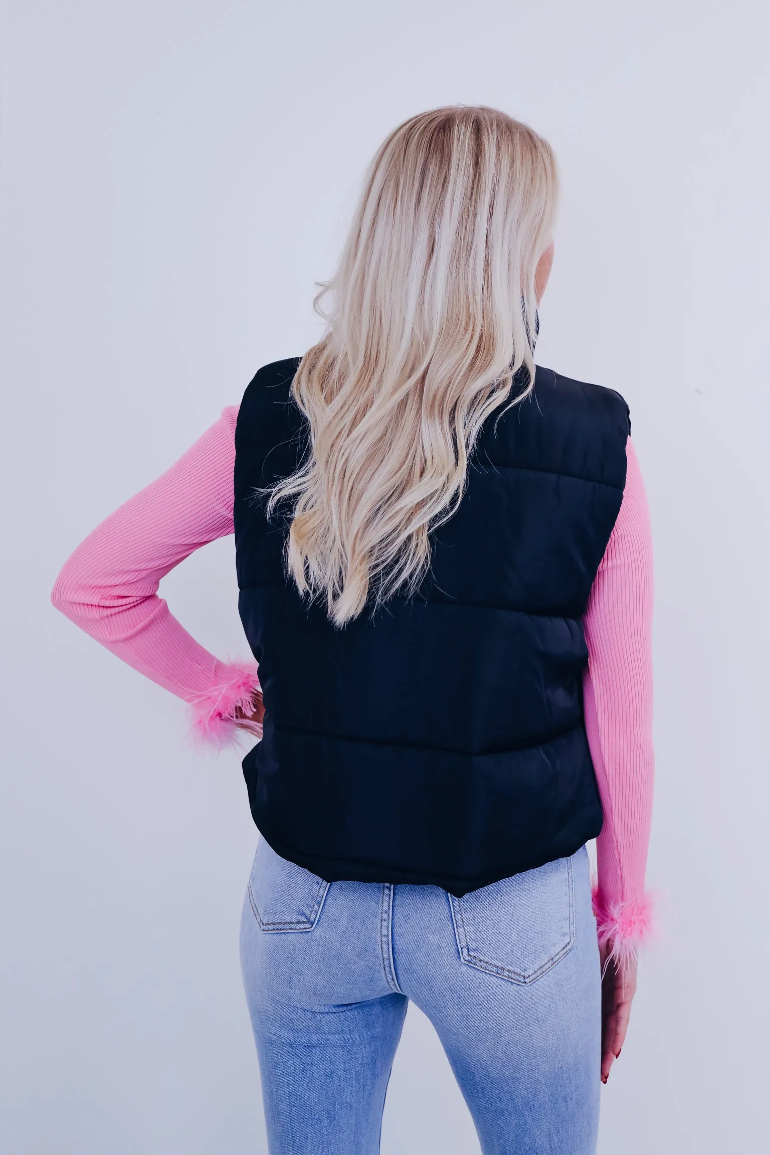 Wonderfully Essential Puffer Vest - Black